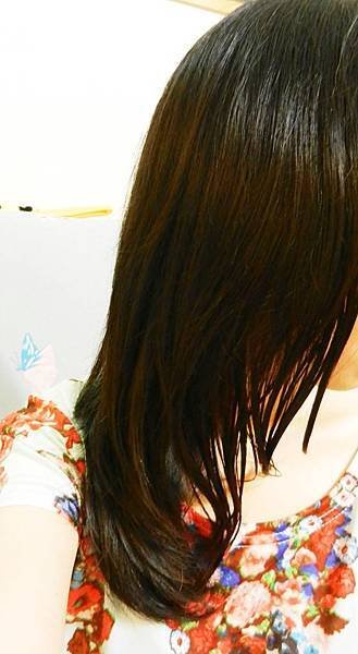 李花-輕盈舒爽免沖洗潤髮乳 (16).JPG