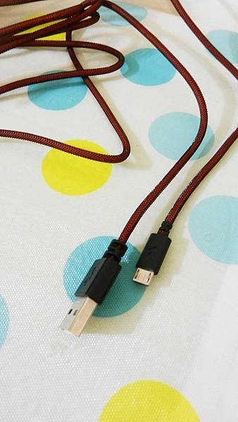 innfact N9極速充電線 (5).JPG