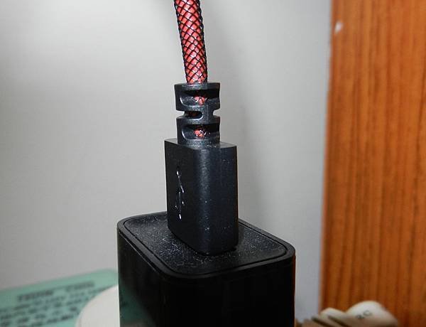 innfact N9極速充電線 (10).JPG