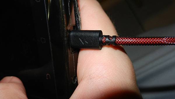 innfact N9極速充電線 (12).JPG