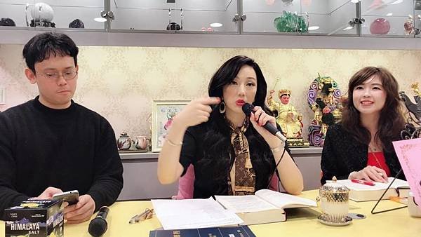 清除祖先業力：《神明代言人沈嶸老師》清除祖先業力，讓你一人得