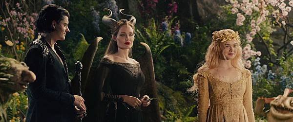 Maleficent_Crowns