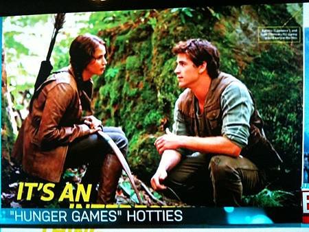 Hunger-Games-EW-Liam-and-Katniss.jpg