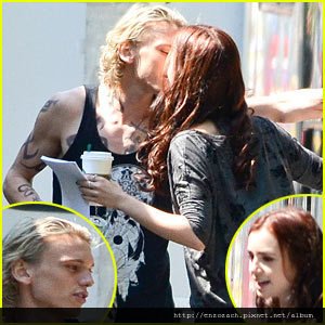 lily-collins-jamie-campbell-bower-kiss-on-set