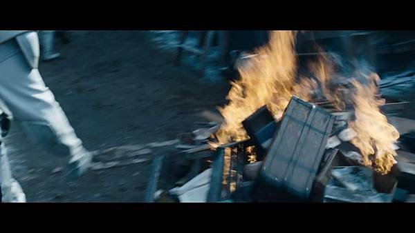 The Hunger Games_ Catching Fire - Exclusive Teaser Trailer_(1080p).mp4_snapshot_01.39_[2013.04.15_17.48.59]