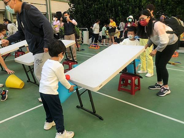 LINE_ALBUM_221210親子運動會_22121.jpg