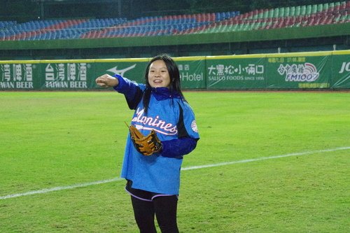 1211 19 洲際球場傳球 (8).JPG - 104.10-12
