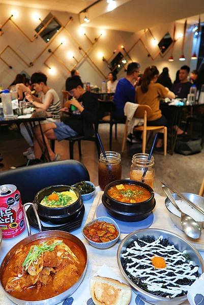 【美食】台中激推超美韓國料理－KATZ 卡司美術園道無雷韓式