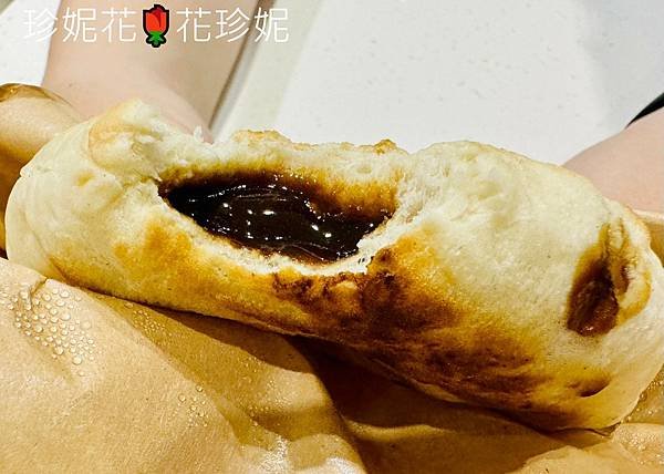 【桃園｜中壢食記】現點現做的手工古早甜餡餅，內含濃郁飽滿的紅