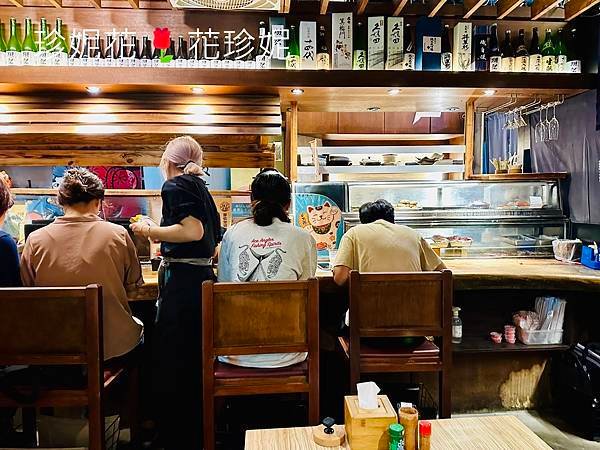 【台北｜南港食記】美味的炭烤白燒鰻魚，南港在地鰻魚飯名店「板