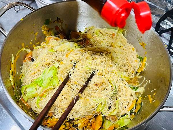 【新竹｜北區食記】米粉的故鄉，新竹百年米粉工廠「東德成米粉工