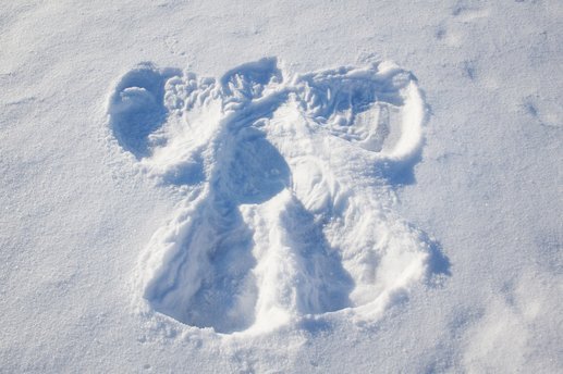 snow angel.jpg