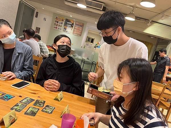 東區桌遊 桌遊地下城 (30).jpg