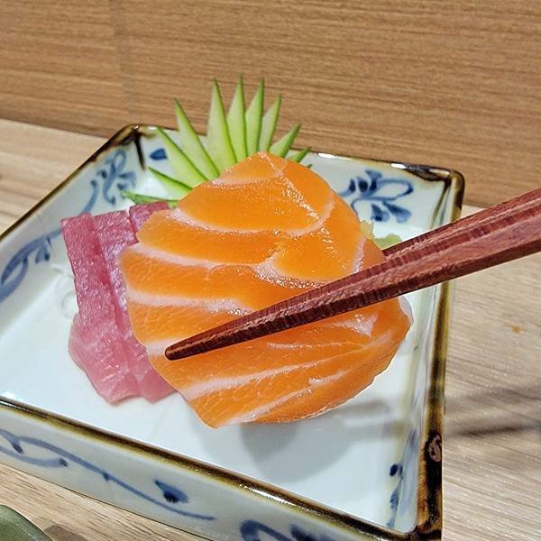 中和美食-味途生魚片 (2).jpg