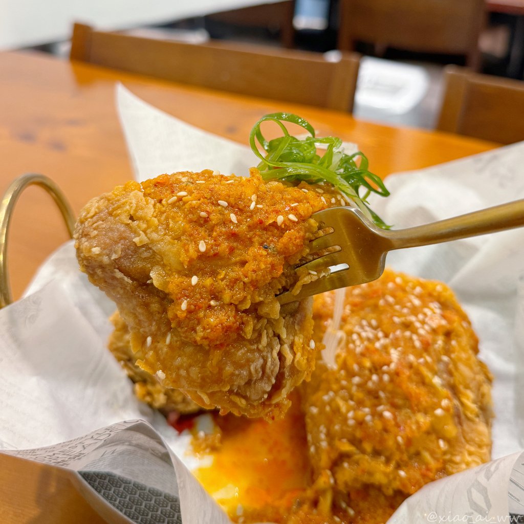 水嫩多汁又沒有油耗味的炸雞🍗一燔歐姆蛋咖哩、炸雞