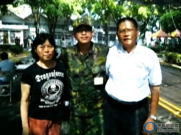 洪仲丘冤死鬧大了　軍方竟怨「有人不停放話」-2013.07.11-02.jpg