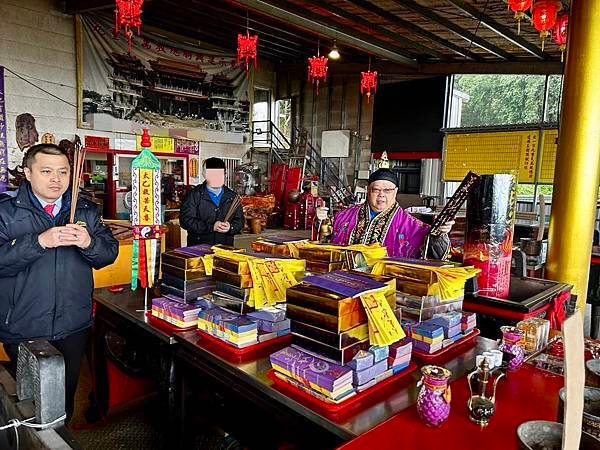 超渡法會超渡祖先，跟祖先入無極聖祖境地-宇宙靈修院有何不同？