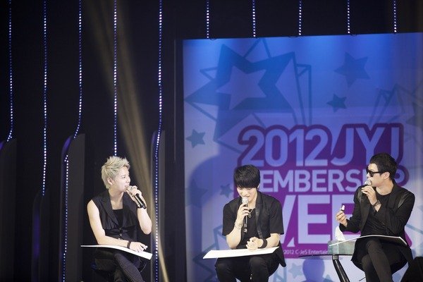 20120715-224904.jpg@JYJ