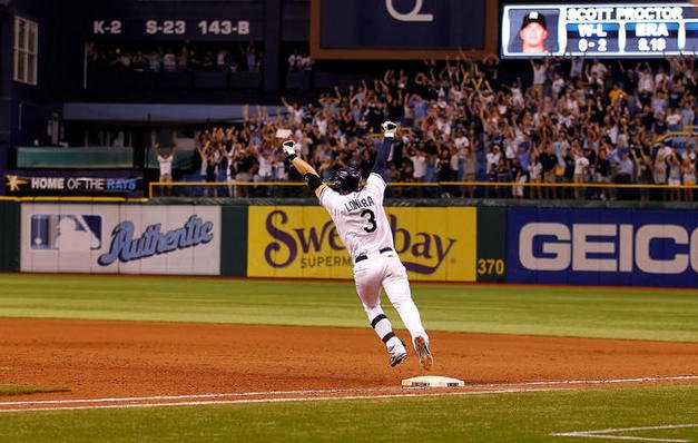 longoria walk off