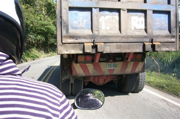 超車實錄-大卡車算什麼