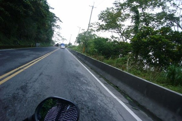 預備超車，車隊也不怕