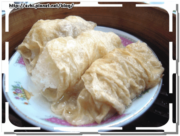 ＊　鮮蝦腐皮卷 HK$12　＊
