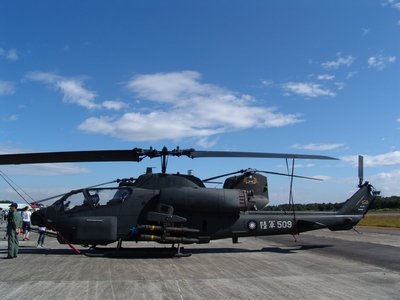 AH–1W 超級眼鏡蛇攻擊直升機 Super Cobra