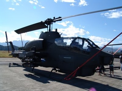 AH–1W 超級眼鏡蛇攻擊直升機 Super Cobra