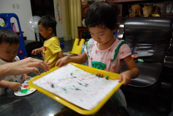 20100826_027 第一次畫彈珠畫.JPG