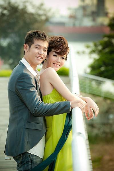 【自助婚紗】【婚紗照】【婚紗攝影】【推薦】 新人：昭佑&amp;美蘭 拍攝地點：高雄西子灣 攝影師：MAC老師的作品集