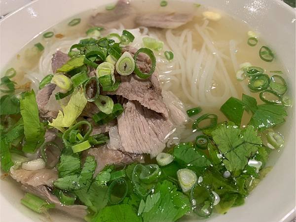 【台中。西屯】安南品河粉(內有菜單)~好吃的越南料理(粿條、