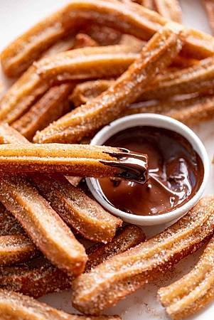 Churros-Recipe-IMAGE-124.jpg