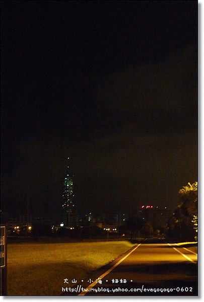 半夜的悠閒.jpg