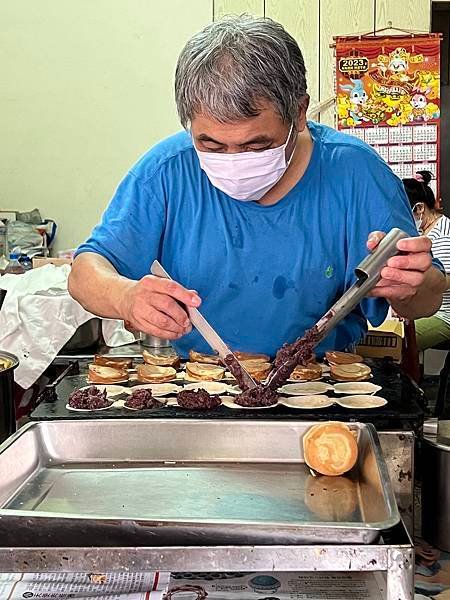 新北板橋食記》楊家紅豆餅》在地人口袋美食名單，經營四十多年的