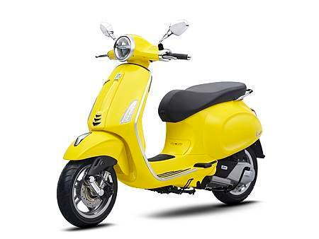 25年式 Vespa Primavera 125 主打新色「含羞草黃」 .jpg
