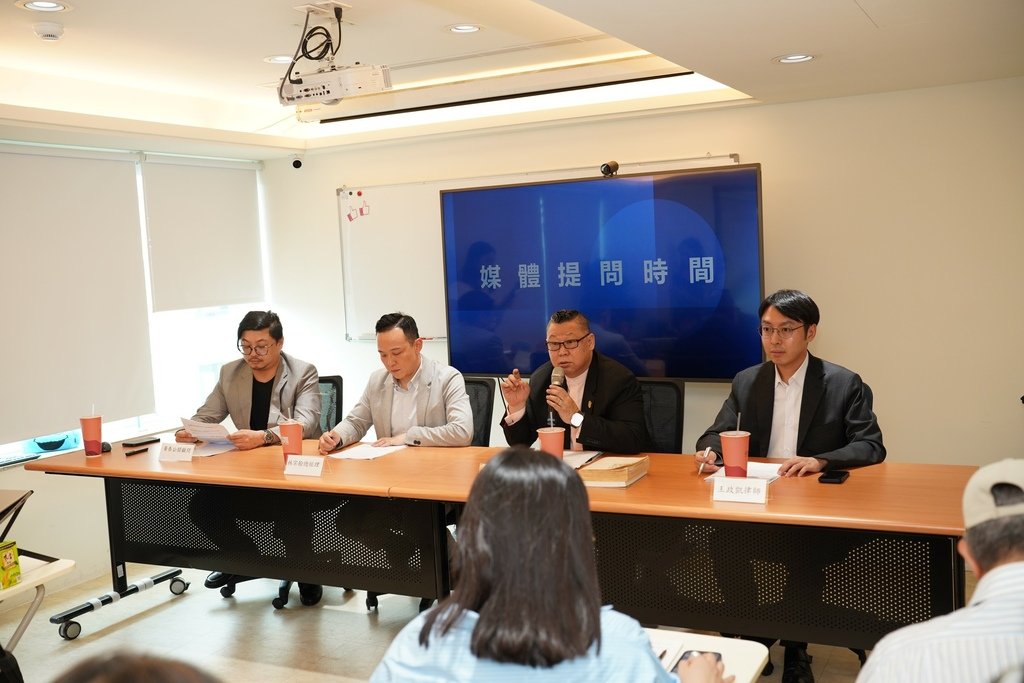新華泰富澄清停牌原因：營運正常、財務穩健，停牌係因市場派聲請