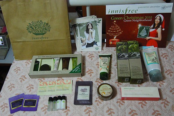 innisfree 潤娥代言的 右邊是購買的 左邊是贈品
