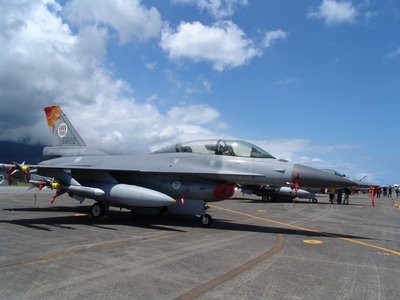 F-16 戰隼式戰鬥機 Fighting Falcon