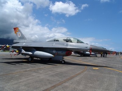 F-16 戰隼式戰鬥機  Fighting Falcon