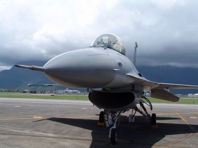 F-16 戰隼式戰鬥機  Fighting Falcon