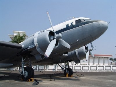 C-47 空中列車式運輸機