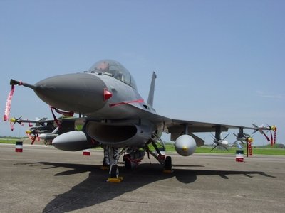 F-16 戰隼式戰鬥機  Fighting Falcon