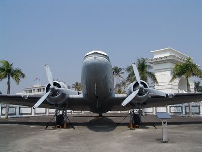 C-47 空中列車式運輸機