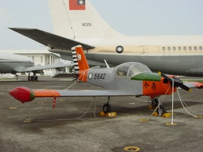 PL-1 介壽號初級教練機