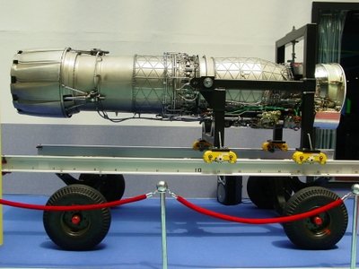 TFE1042-70B型渦輪扇噴射發動機