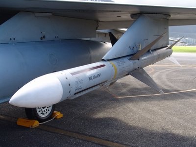 AIM-7M 麻雀中程空對空飛彈