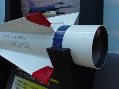 AGM-65B 小牛空對地飛彈