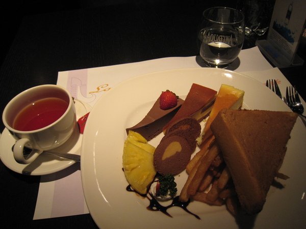 971207 in Gondola 宮都拉義式餐廳 &amp; lounge bar 001.jpg