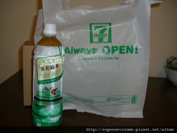 7-11 茶花綠茶.JPG