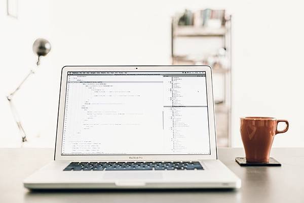 原來用了HTML5的Drag and Drop API 就能讓元素可以拖來拖去的跑!
